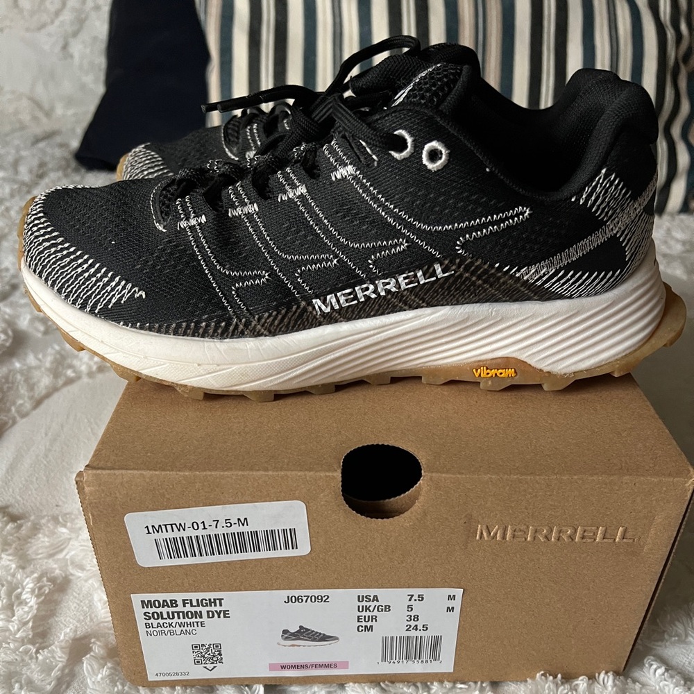 Merrel Moab Flight Solution Woman’s Size 7.5